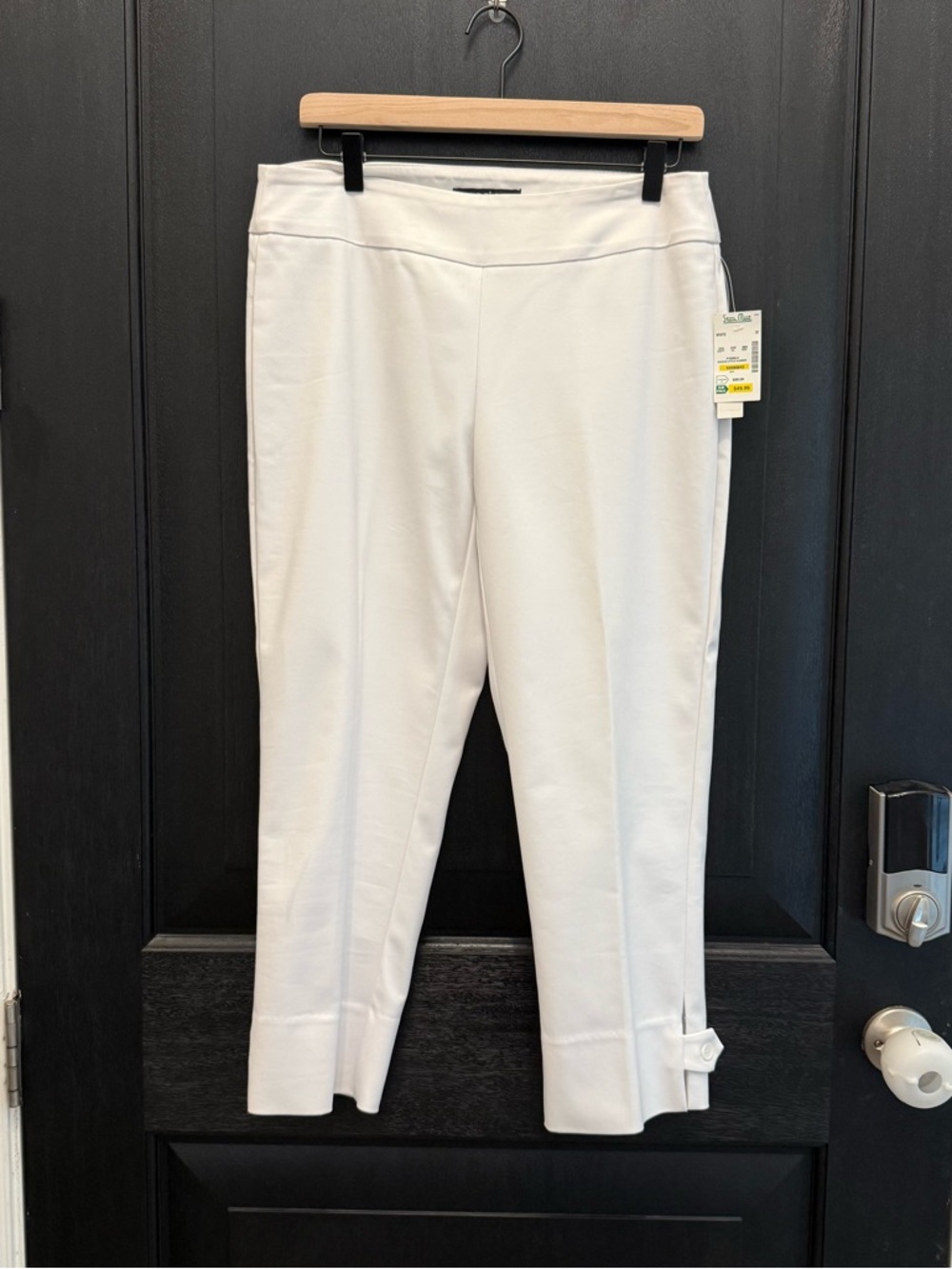 NWT Eric Signature White Pants with Cropped Hem